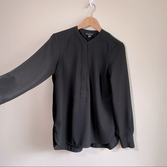 Willi Smith Black Long Sleeve  Blouse with Faux Collar & Hidden Buttons Medium - Picture 4 of 8